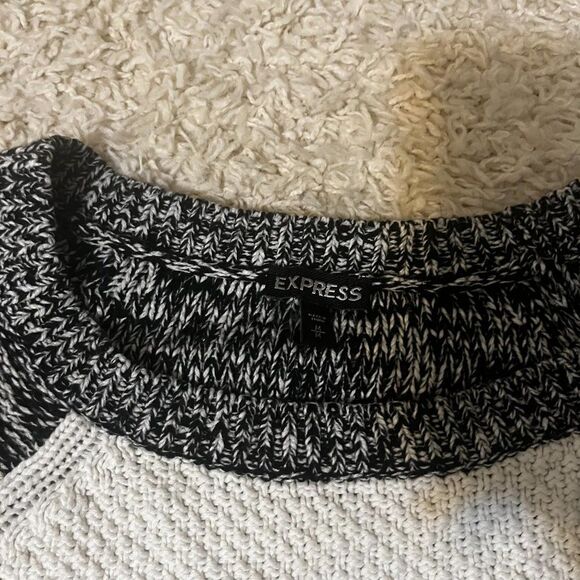 Express Crew Neck Heather Stripe Knit Crop Sweater Size M - Picture 5 of 5